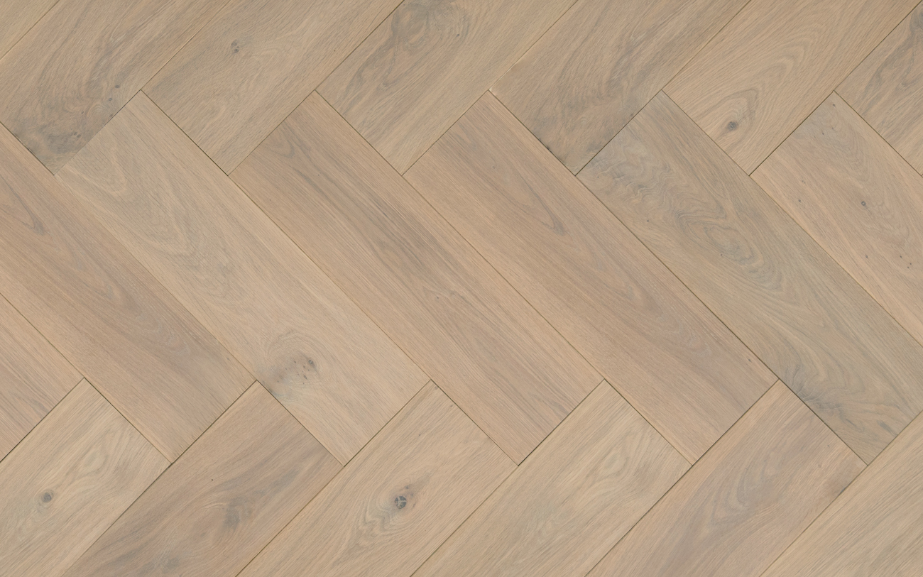 Visgraat Parket Rustiek Eiken Multiplank – Enkel Gerookt & Wit Geolied — Floer